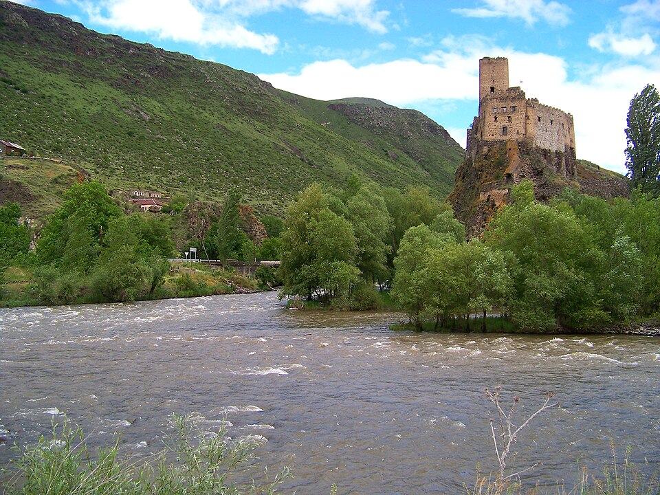 Khertvisi Fortress