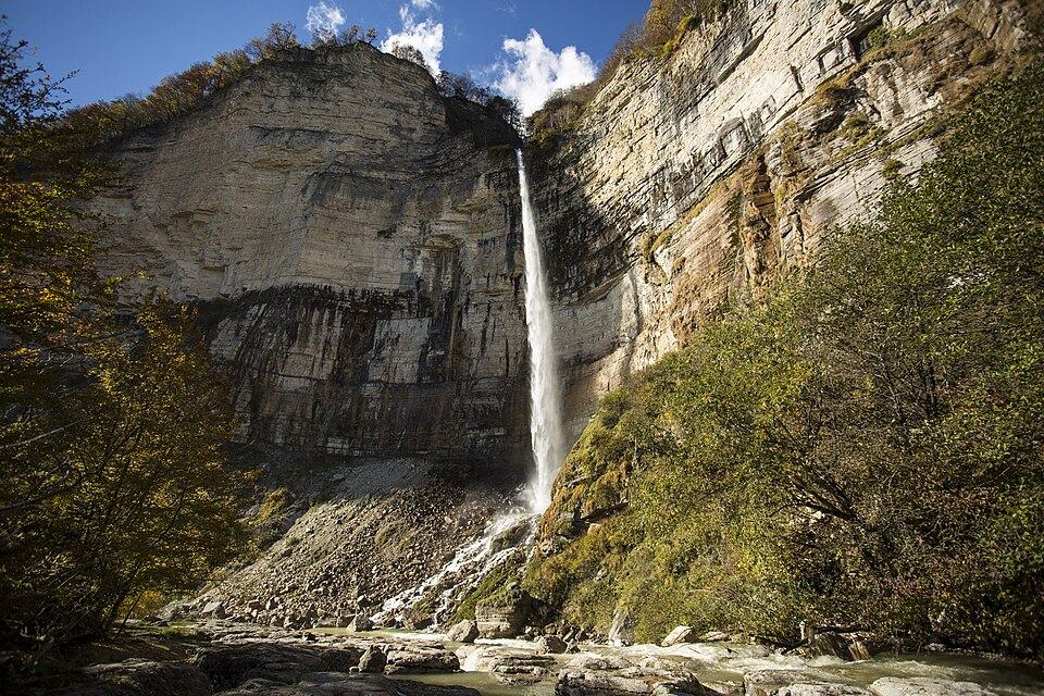 Kinchkha Waterfall